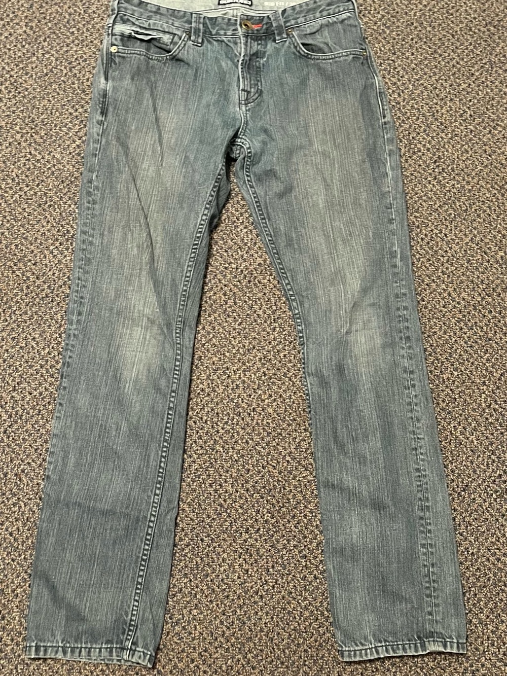 Burton Men's Straight Jeans in Faded Blue Wash